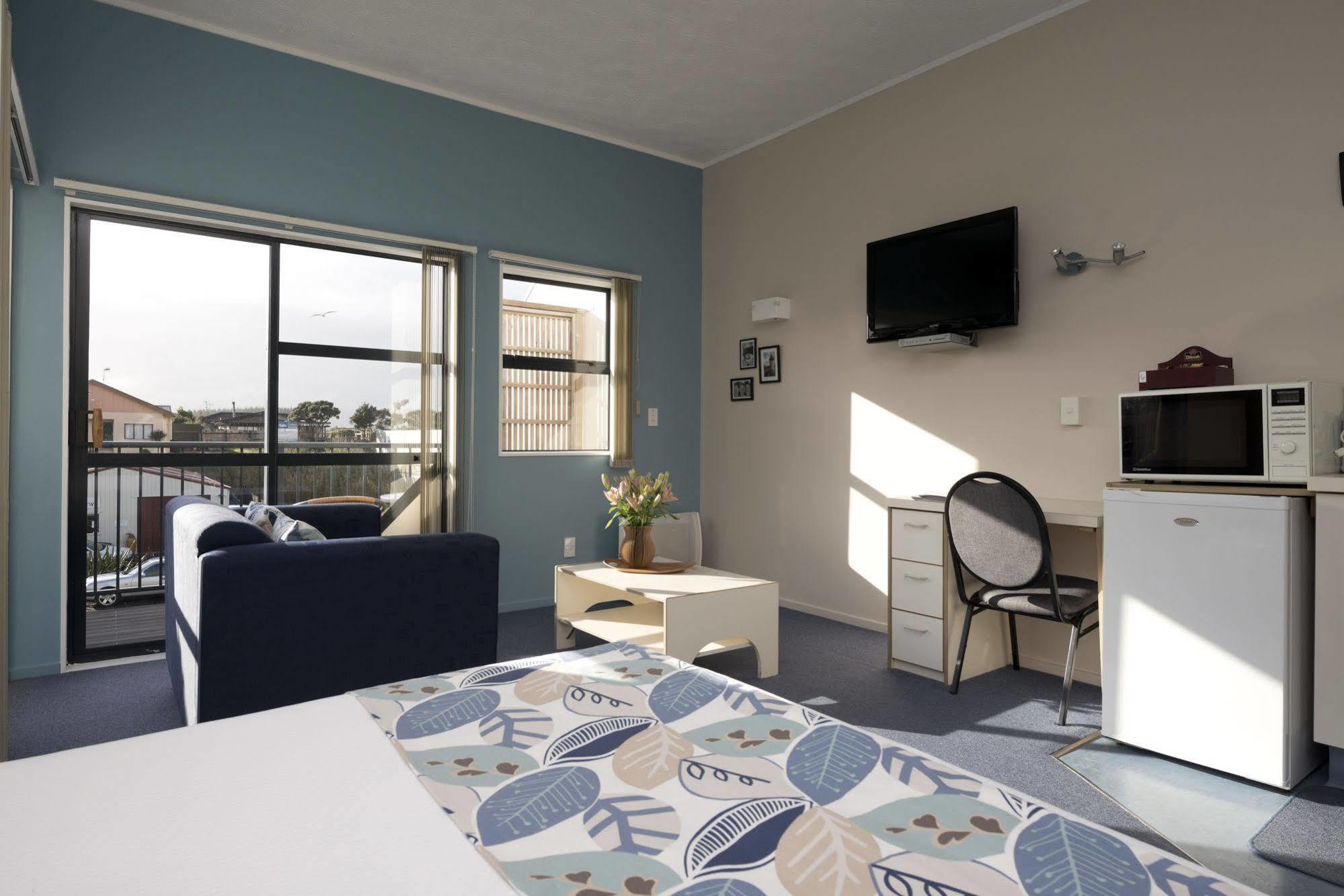 Wrights By The Sea Motel Paraparaumu Zewnętrze zdjęcie