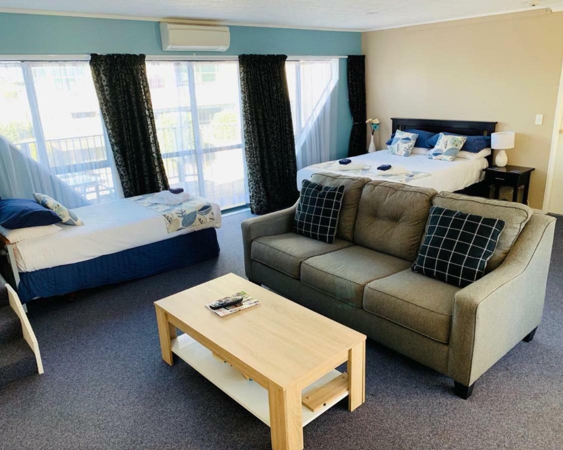 Wrights By The Sea Motel Paraparaumu Zewnętrze zdjęcie